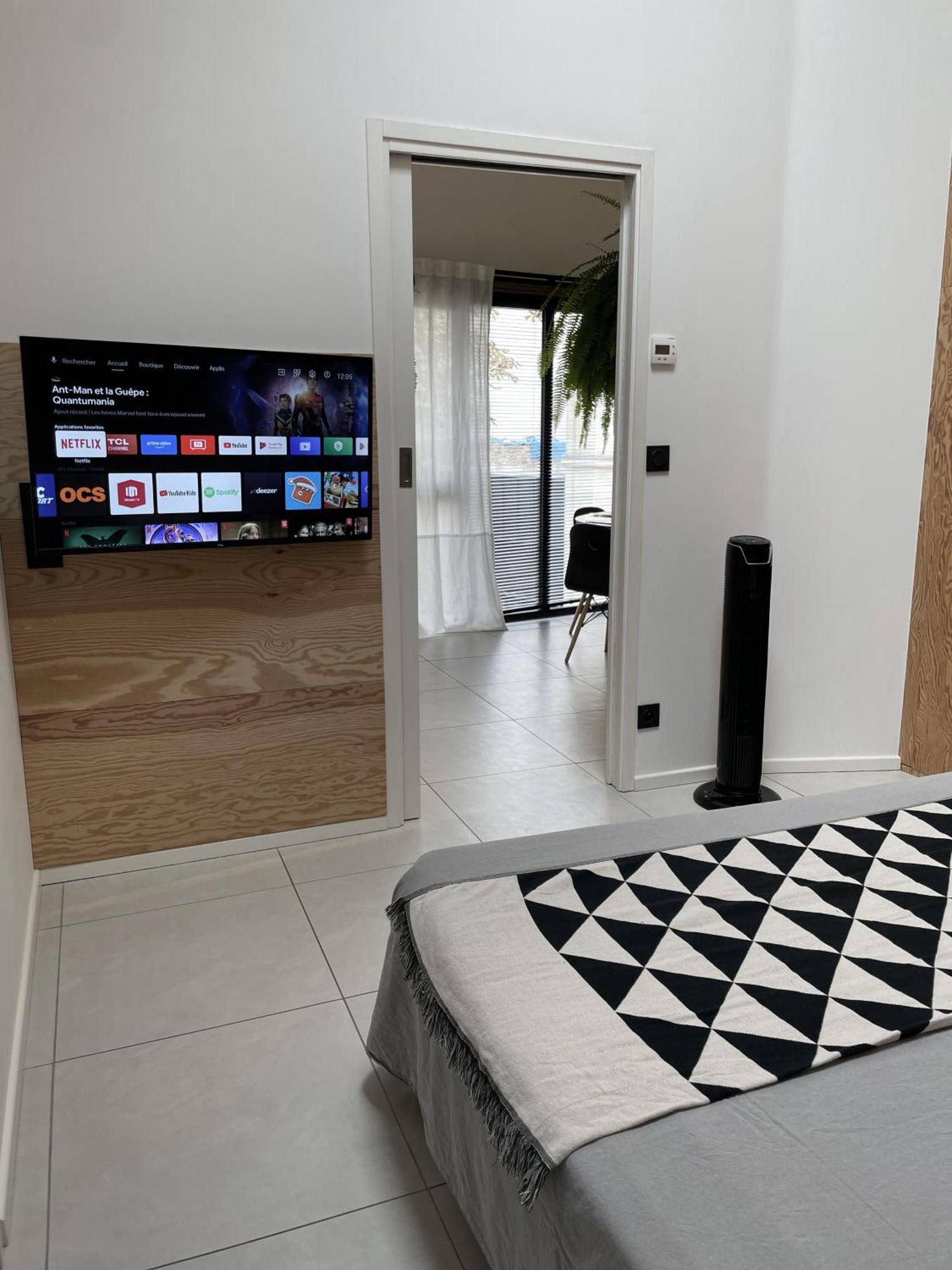 Plaisance Bouguenais - Appartement Nantes - Parking Gratuit Ngoại thất bức ảnh